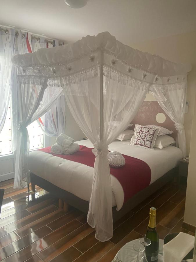 Esprit Etape Bed & Breakfast Saint-Barthélemy-de-Vals Exterior photo